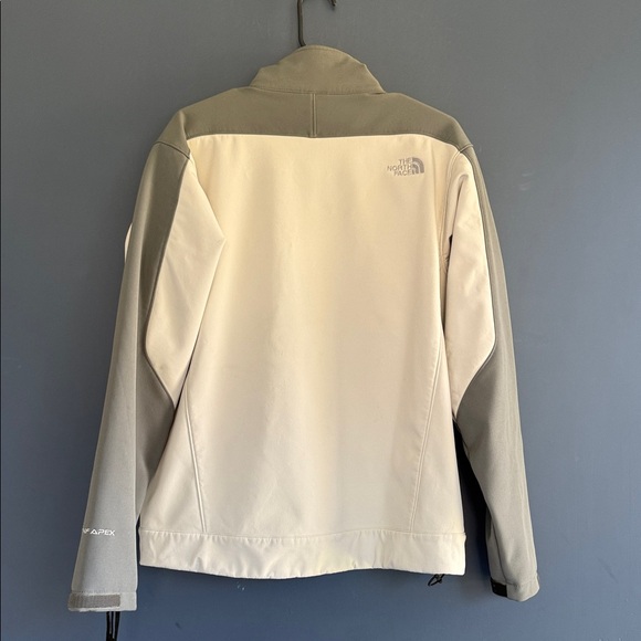 The North Face Cream and Gray Jacket - Picture 4 of 5
